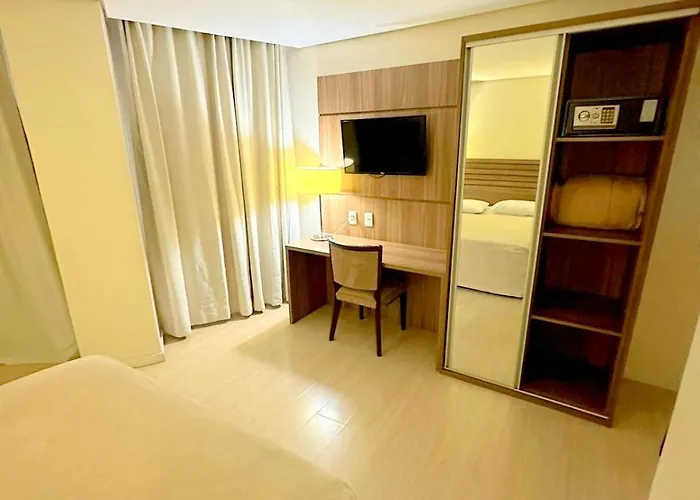 Hotel Umbu - Centro Historico - Prox Aeroporto 3*